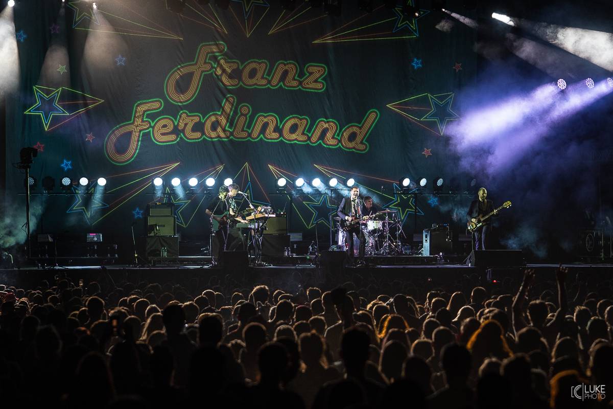 Finále Rock For People obstarali Franz Ferdinand, zahráli i Manic Street Preachers nebo The Subways