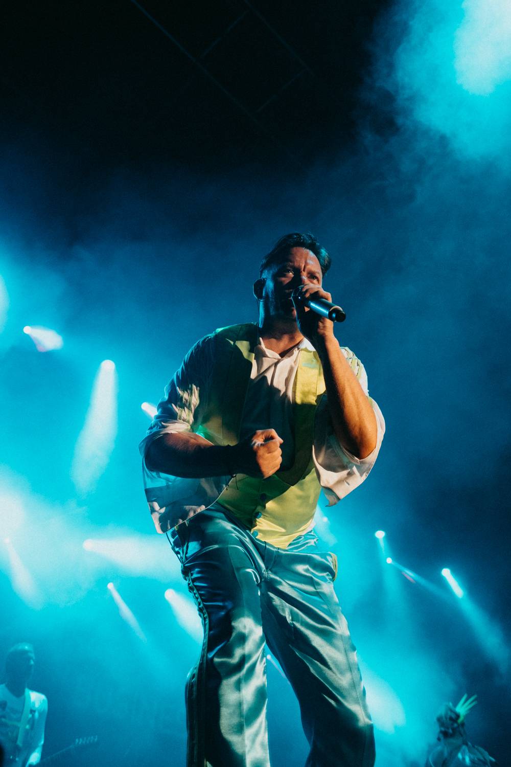 Prvnímu dni pardubického Létofestu se vyhnul déšť. Jiří Macháček nečekaně zpíval s Monkey Business