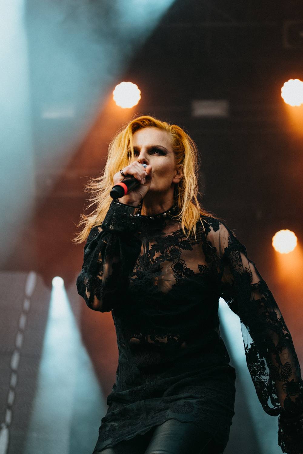 Prvnímu dni pardubického Létofestu se vyhnul déšť. Jiří Macháček nečekaně zpíval s Monkey Business