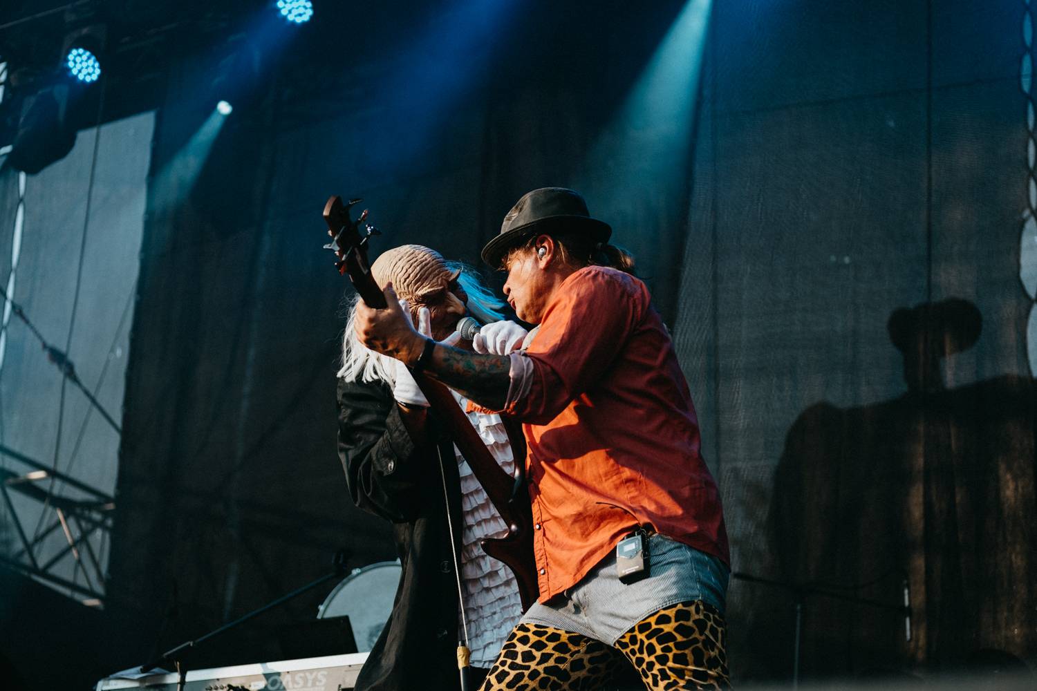 Prvnímu dni pardubického Létofestu se vyhnul déšť. Jiří Macháček nečekaně zpíval s Monkey Business