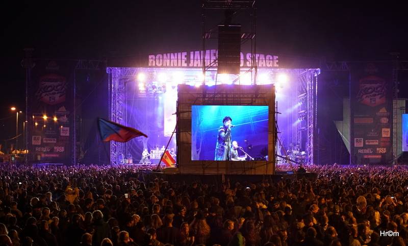 Fans of rock and metal came to Vizovice for Masters of Rock festival. Headliners were Avantasia and Dimmu Borgir