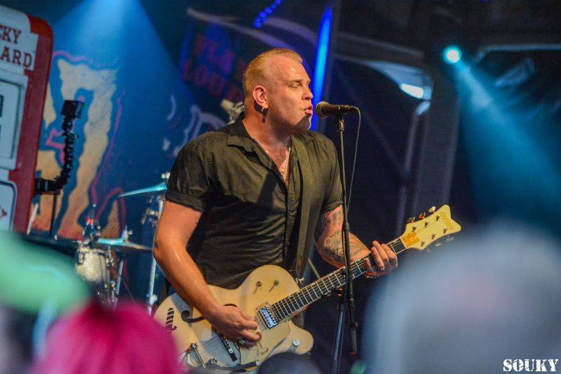 První deštivý den vystoupili v Táboře na Mighty Sounds H20, Long Tall Texans nebo Prague Conspiracy