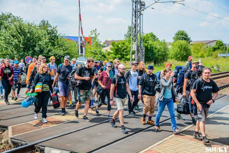 První deštivý den vystoupili v Táboře na Mighty Sounds H20, Long Tall Texans nebo Prague Conspiracy