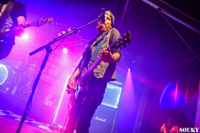 První deštivý den vystoupili v Táboře na Mighty Sounds H20, Long Tall Texans nebo Prague Conspiracy