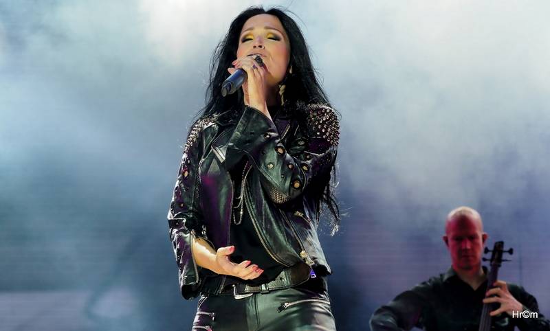 Třetí den na Masters Of Rock: Dvacet tisíc lidí rozpálili Tarja, Within Temptation i Rage se Zlínskou filharmonií