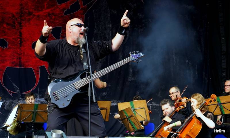 Třetí den na Masters Of Rock: Dvacet tisíc lidí rozpálili Tarja, Within Temptation i Rage se Zlínskou filharmonií