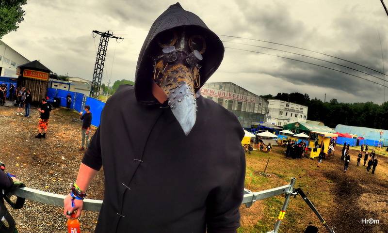 Třetí den na Masters Of Rock: Dvacet tisíc lidí rozpálili Tarja, Within Temptation i Rage se Zlínskou filharmonií