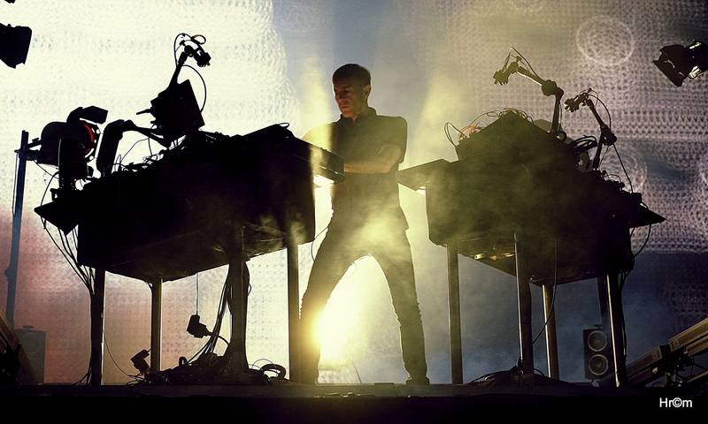 Hvězdou prvního dne Colours of Ostrava byla Florence and the Machine, vystoupili i MØ nebo Red Baraat