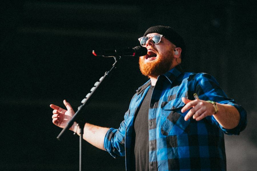 Druhý den Colours Of Ostrava: Dominantní Rag'N'Bone Man, Tom Walker, Mariza i Kryštof