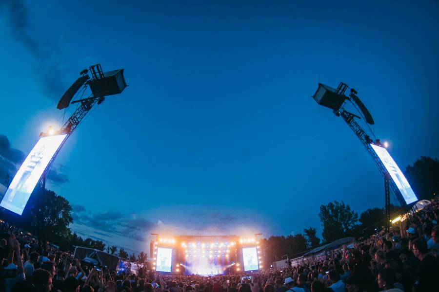 Druhý den Colours Of Ostrava: Dominantní Rag'N'Bone Man, Tom Walker, Mariza i Kryštof