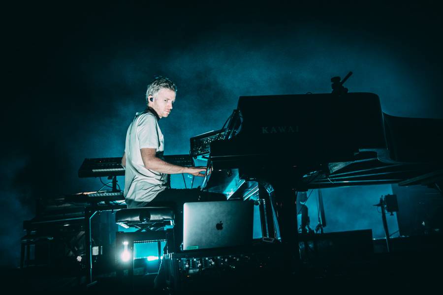 Druhý den Colours Of Ostrava: Dominantní Rag'N'Bone Man, Tom Walker, Mariza i Kryštof