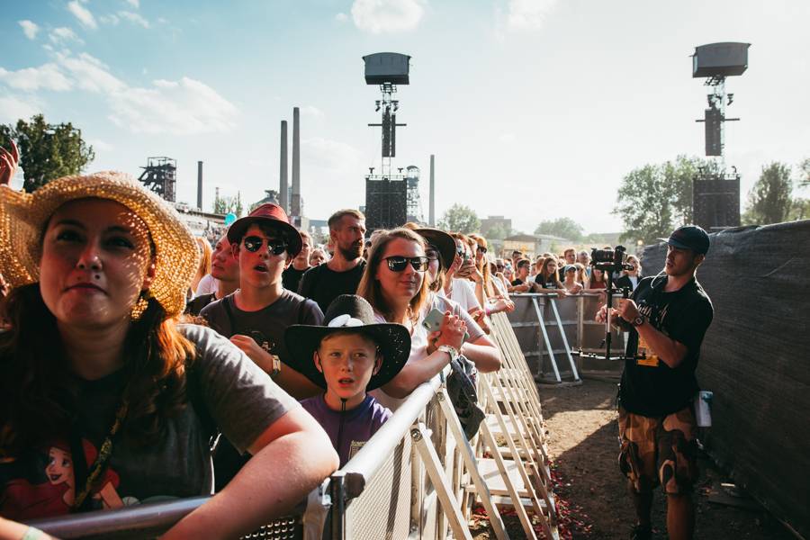 Druhý den Colours Of Ostrava: Dominantní Rag'N'Bone Man, Tom Walker, Mariza i Kryštof