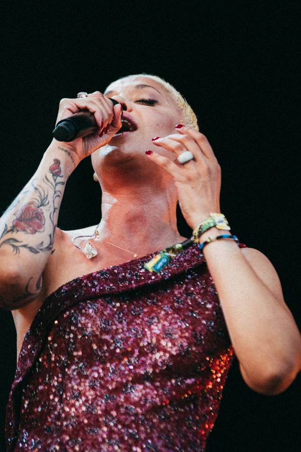 Druhý den Colours Of Ostrava: Dominantní Rag'N'Bone Man, Tom Walker, Mariza i Kryštof