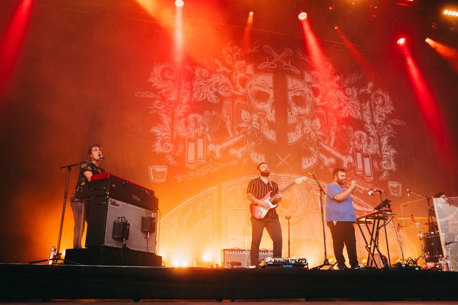 Druhý den Colours Of Ostrava: Dominantní Rag'N'Bone Man, Tom Walker, Mariza i Kryštof