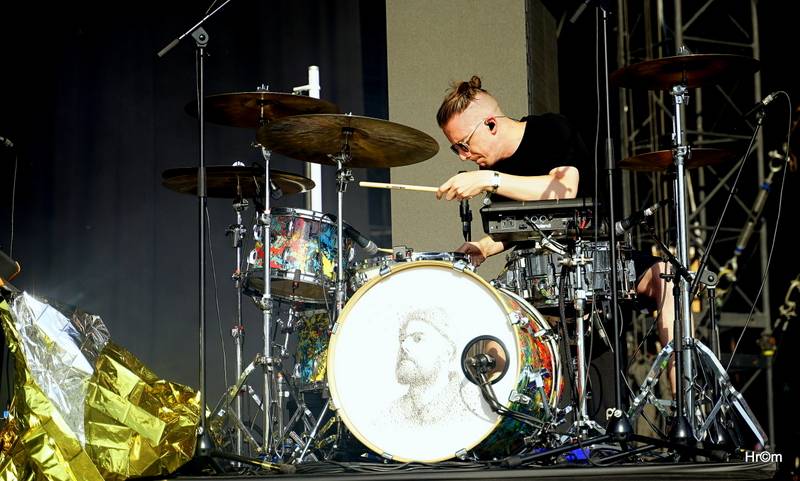 Čtvrteční Colours Of Ostrava: Na hlavním pódiu zářili Kryštof nebo Rag'N'Bone Man, na malé scéně bavili The Atavists