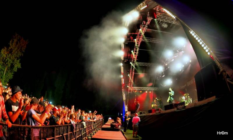 Čtvrteční Colours Of Ostrava: Na hlavním pódiu zářili Kryštof nebo Rag'N'Bone Man, na malé scéně bavili The Atavists