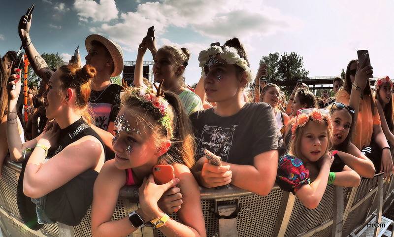 Čtvrteční Colours Of Ostrava: Na hlavním pódiu zářili Kryštof nebo Rag'N'Bone Man, na malé scéně bavili The Atavists