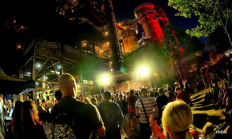 Čtvrteční Colours Of Ostrava: Na hlavním pódiu zářili Kryštof nebo Rag'N'Bone Man, na malé scéně bavili The Atavists