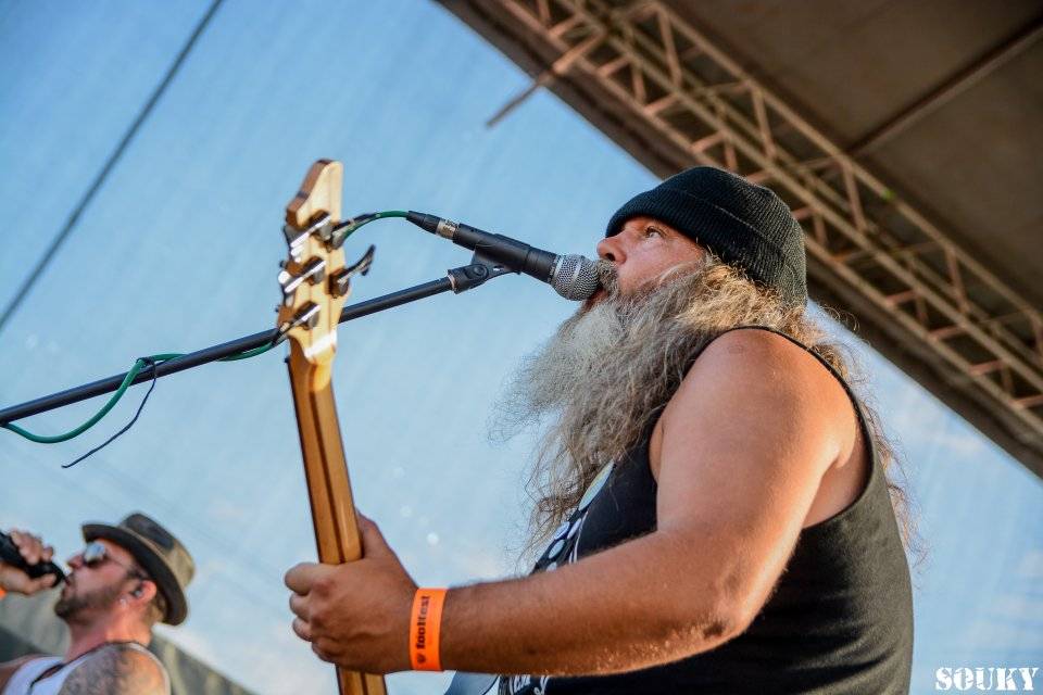 První den na Footfestu vystoupili Škwor, Doga, Traktor nebo Dymytry