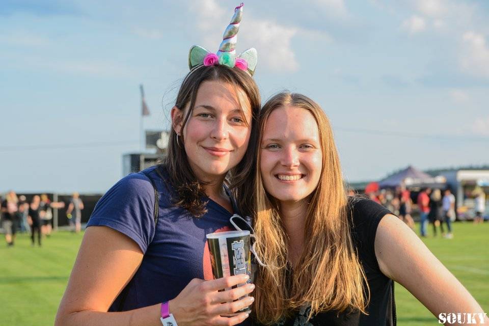 První den na Footfestu vystoupili Škwor, Doga, Traktor nebo Dymytry