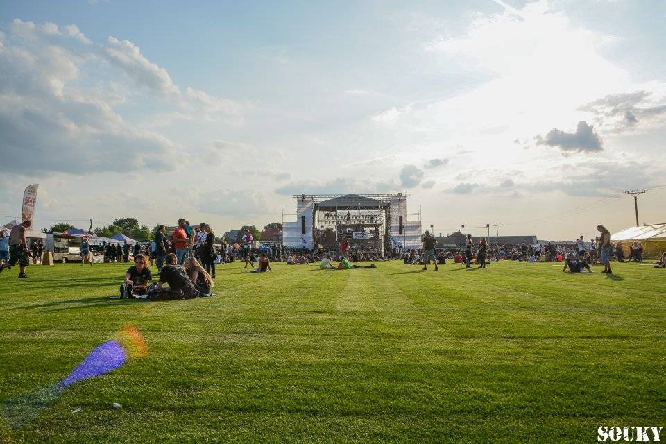 První den na Footfestu vystoupili Škwor, Doga, Traktor nebo Dymytry