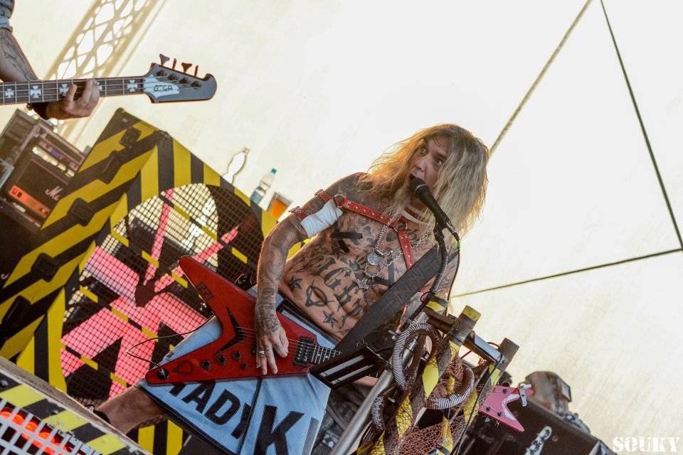 První den na Footfestu vystoupili Škwor, Doga, Traktor nebo Dymytry