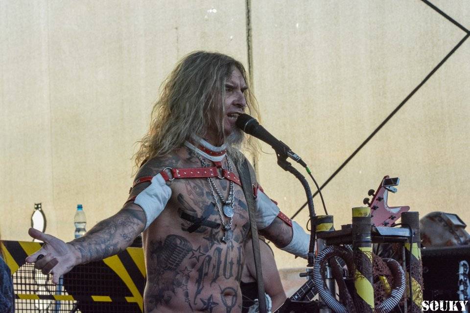 První den na Footfestu vystoupili Škwor, Doga, Traktor nebo Dymytry