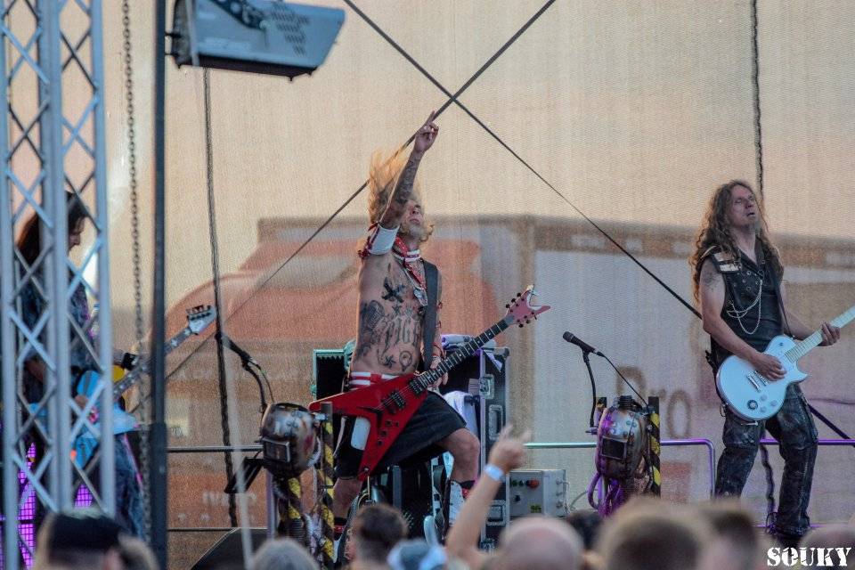 První den na Footfestu vystoupili Škwor, Doga, Traktor nebo Dymytry