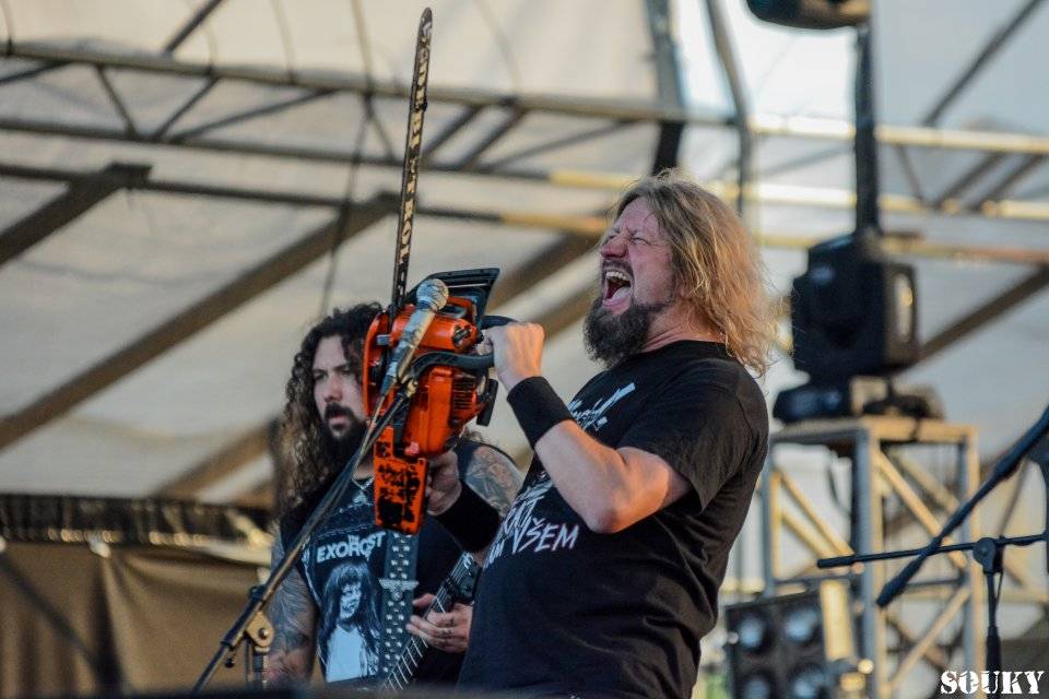 První den na Footfestu vystoupili Škwor, Doga, Traktor nebo Dymytry