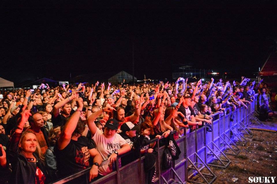 První den na Footfestu vystoupili Škwor, Doga, Traktor nebo Dymytry