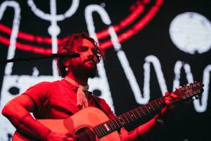 Třetí den Colours of Ostrava rozproudili Shaka Ponk, vystoupili i John Butler Trio nebo Years And Years