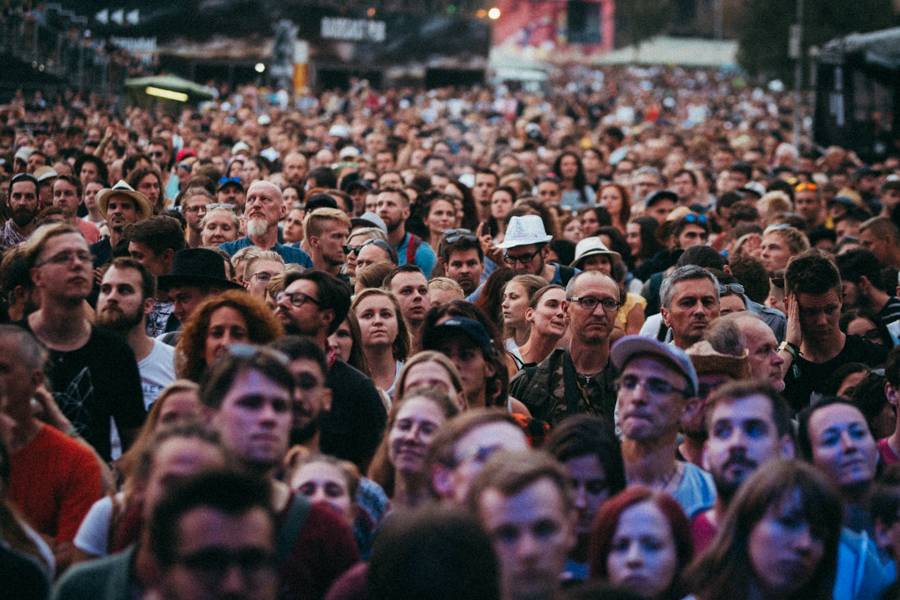 Třetí den Colours of Ostrava rozproudili Shaka Ponk, vystoupili i John Butler Trio nebo Years And Years