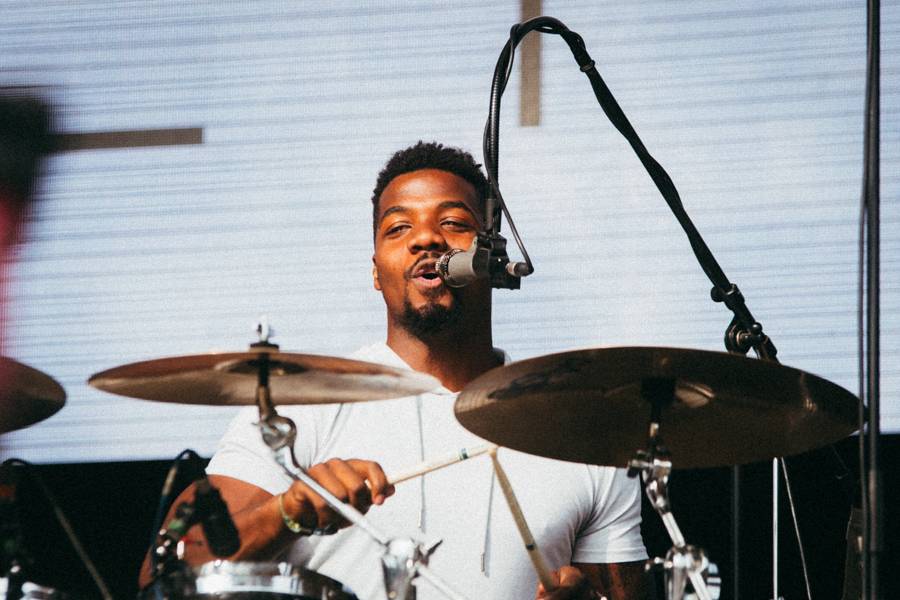 Třetí den Colours of Ostrava rozproudili Shaka Ponk, vystoupili i John Butler Trio nebo Years And Years