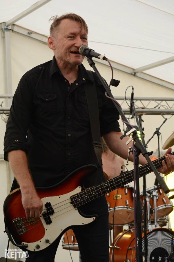 Toy Dolls, Olympic, Fast Food Orchestra i Visací zámek se předvedli v druhý den Footfestu