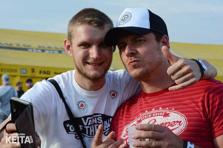 Toy Dolls, Olympic, Fast Food Orchestra i Visací zámek se předvedli v druhý den Footfestu