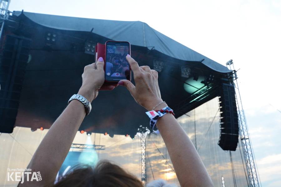 Toy Dolls, Olympic, Fast Food Orchestra i Visací zámek se předvedli v druhý den Footfestu