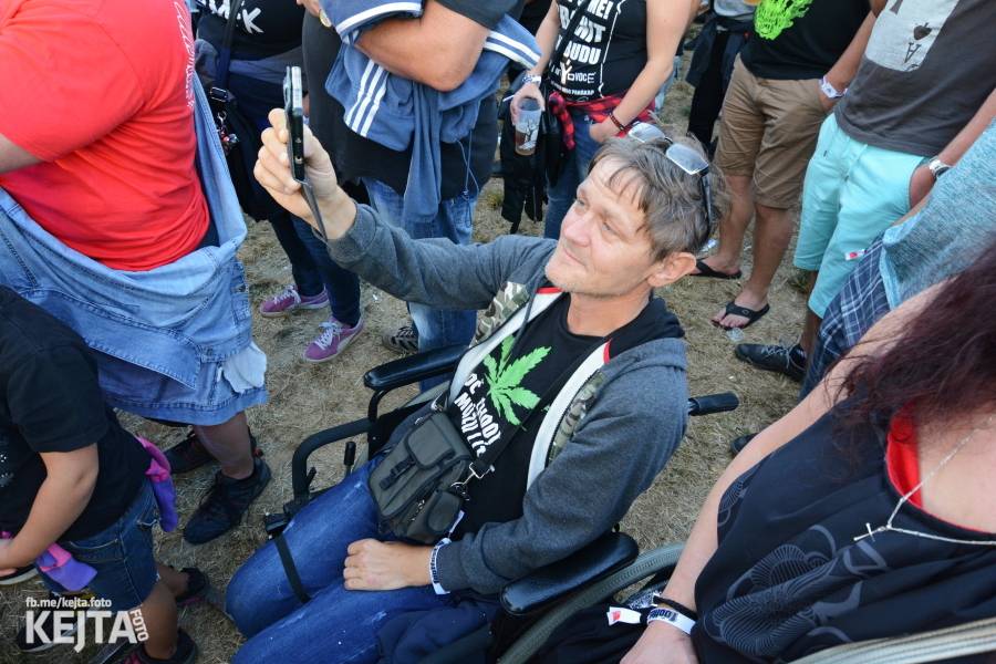 Toy Dolls, Olympic, Fast Food Orchestra i Visací zámek se předvedli v druhý den Footfestu