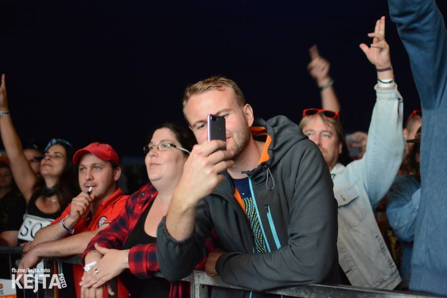 Toy Dolls, Olympic, Fast Food Orchestra i Visací zámek se předvedli v druhý den Footfestu