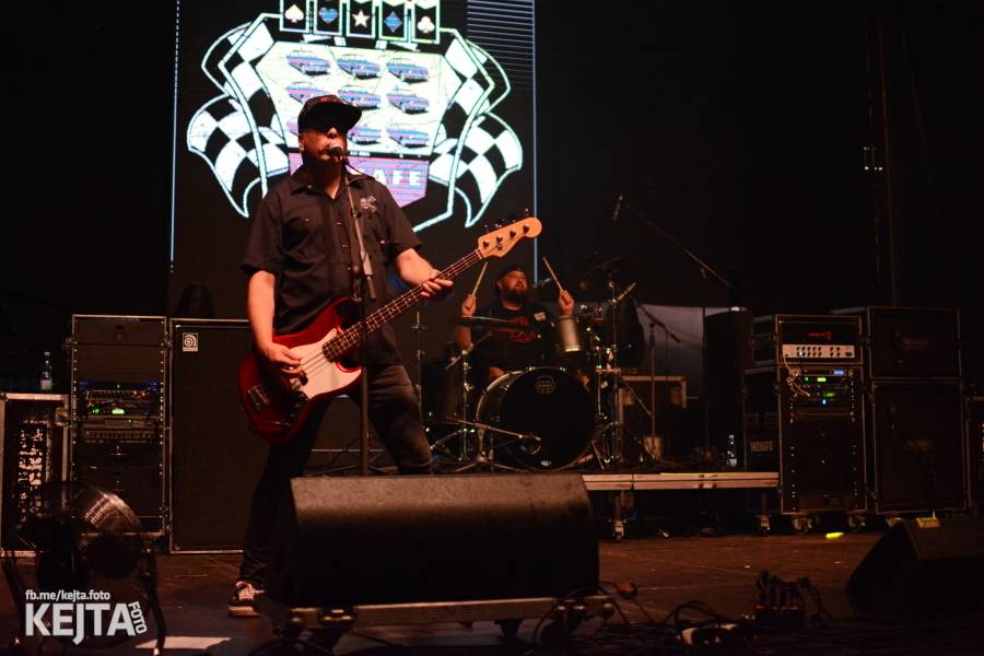 Toy Dolls, Olympic, Fast Food Orchestra i Visací zámek se předvedli v druhý den Footfestu