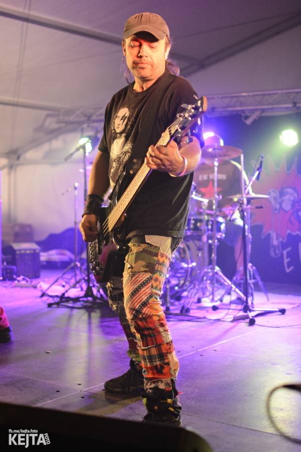 Toy Dolls, Olympic, Fast Food Orchestra i Visací zámek se předvedli v druhý den Footfestu