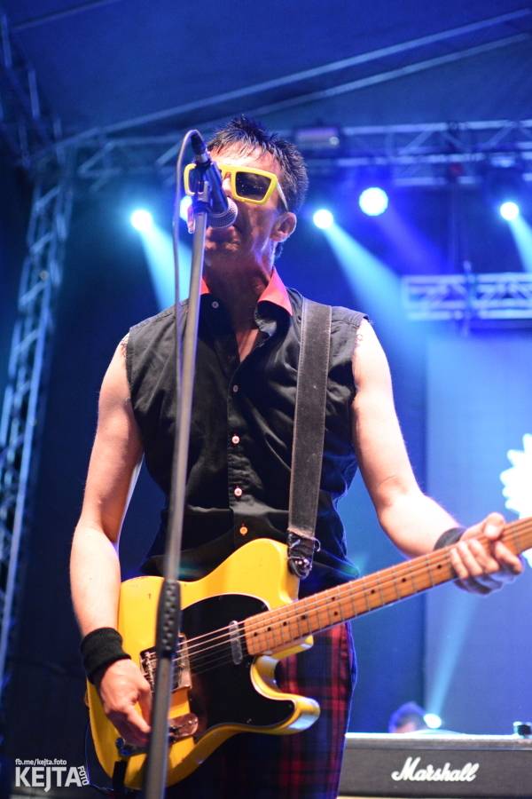 Toy Dolls, Olympic, Fast Food Orchestra i Visací zámek se předvedli v druhý den Footfestu