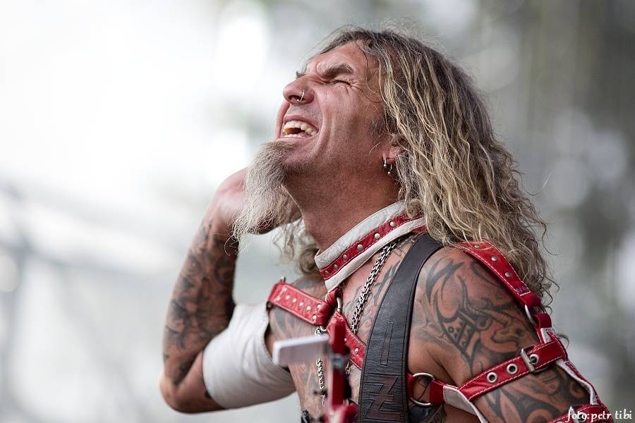 Druhý den Létofestu v Českých Budějovicích: Marek Ztracený, Wanastowi Vjecy, Aneta Langerová a na závěr Divokej Bill