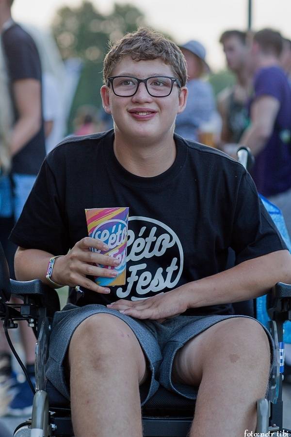 Druhý den Létofestu v Českých Budějovicích: Marek Ztracený, Wanastowi Vjecy, Aneta Langerová a na závěr Divokej Bill