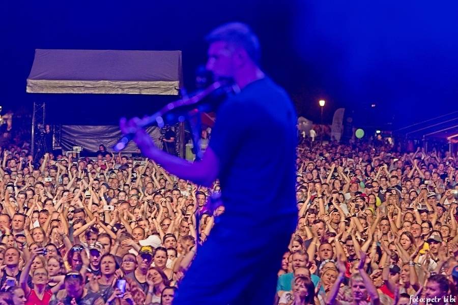 Druhý den Létofestu v Českých Budějovicích: Marek Ztracený, Wanastowi Vjecy, Aneta Langerová a na závěr Divokej Bill