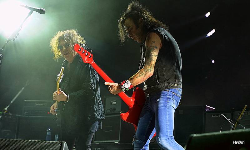 Závěr Colours Of Ostrava se nesl v režii The Cure