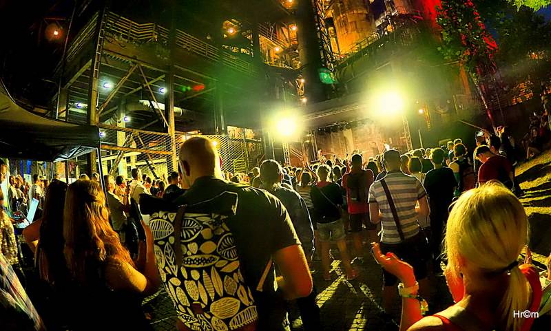 Závěr Colours Of Ostrava se nesl v režii The Cure