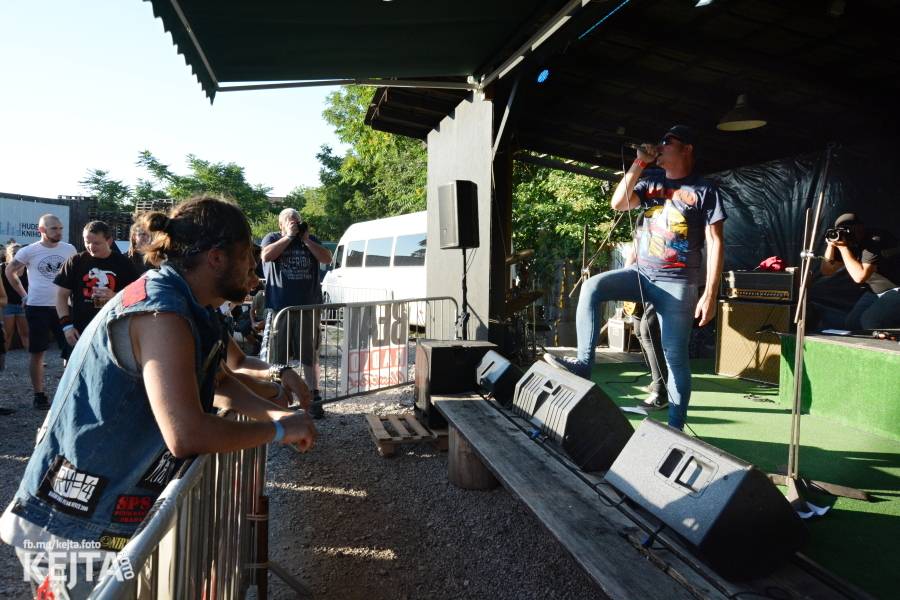 Visací zámek a Nežfaleš rozvášnili pražskou Modrou Vopici