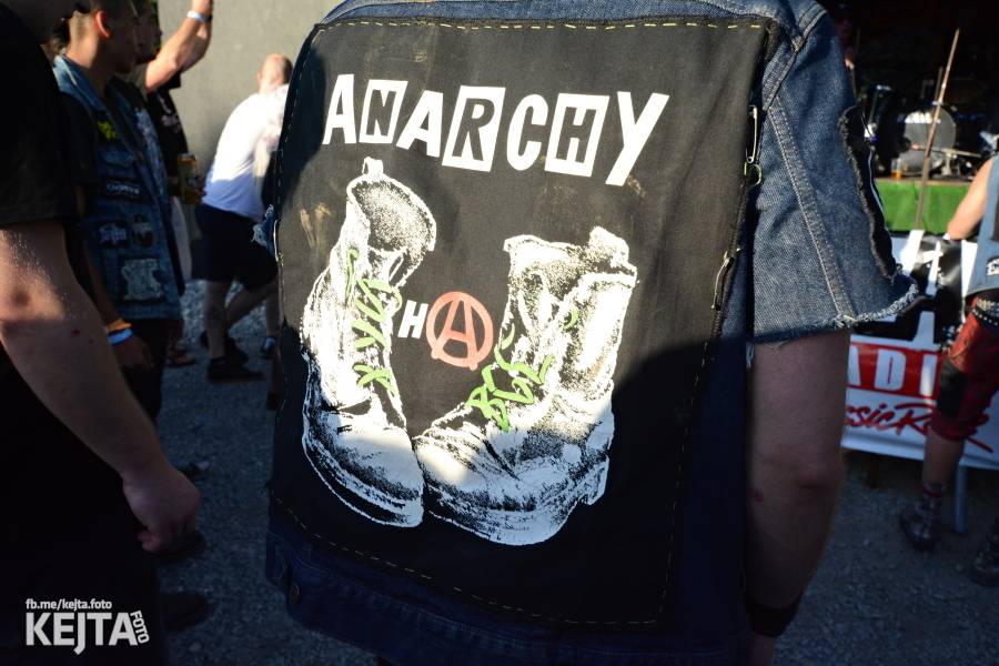 Visací zámek a Nežfaleš rozvášnili pražskou Modrou Vopici