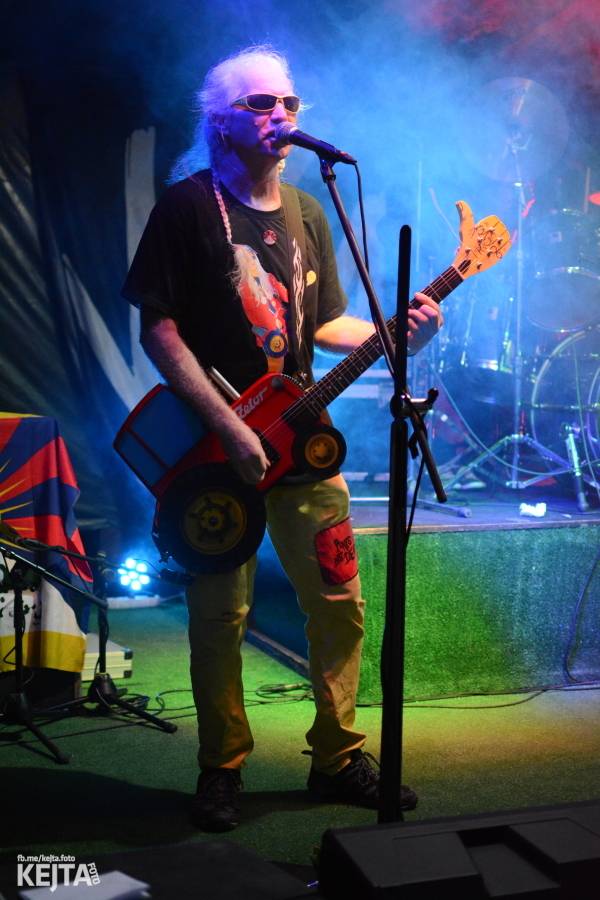 Visací zámek a Nežfaleš rozvášnili pražskou Modrou Vopici