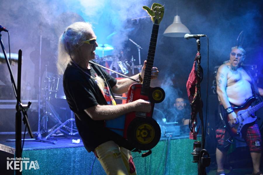 Visací zámek a Nežfaleš rozvášnili pražskou Modrou Vopici